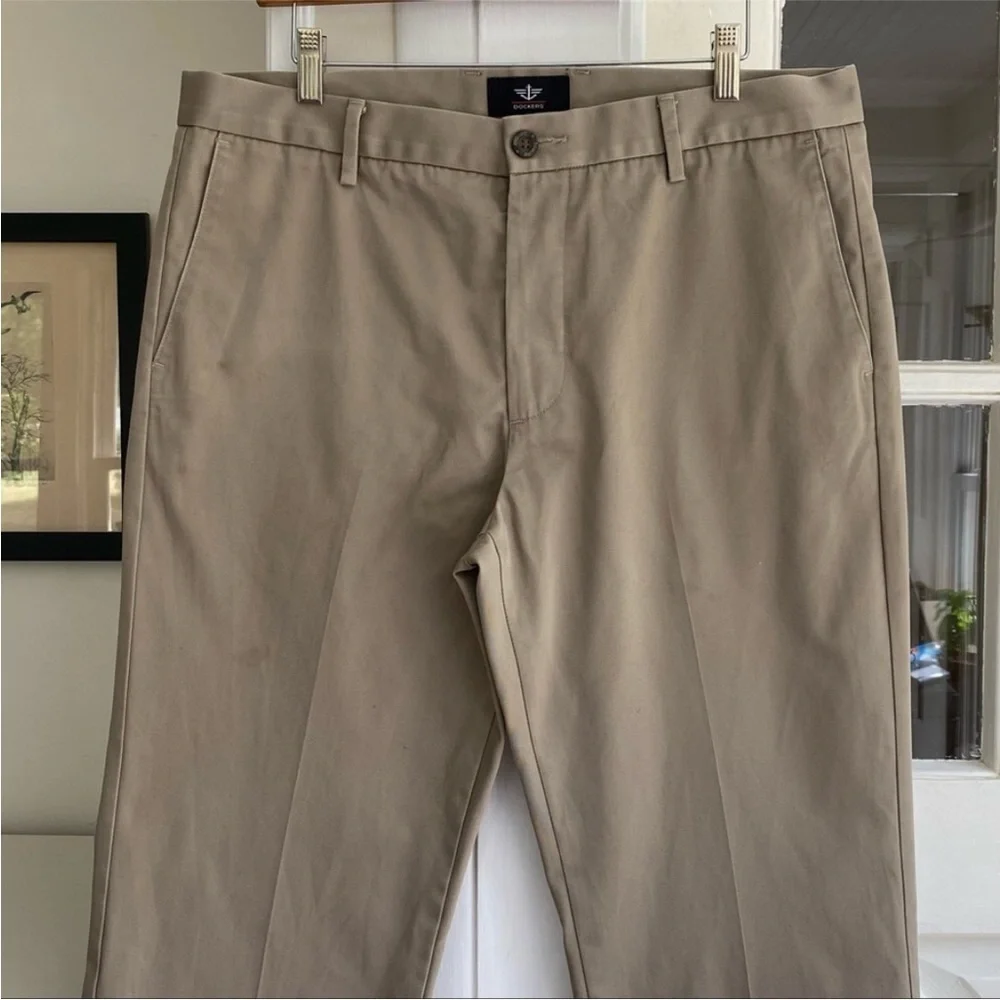 Dockers Men's Khaki Pants